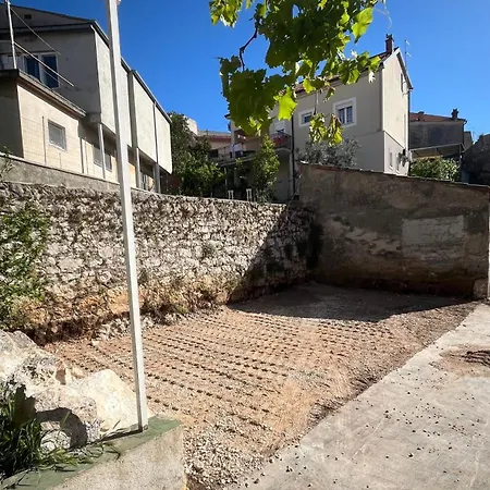 Galera Ii * Šibenik